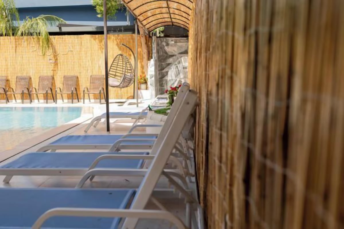 Havuz Şezlong Bambu