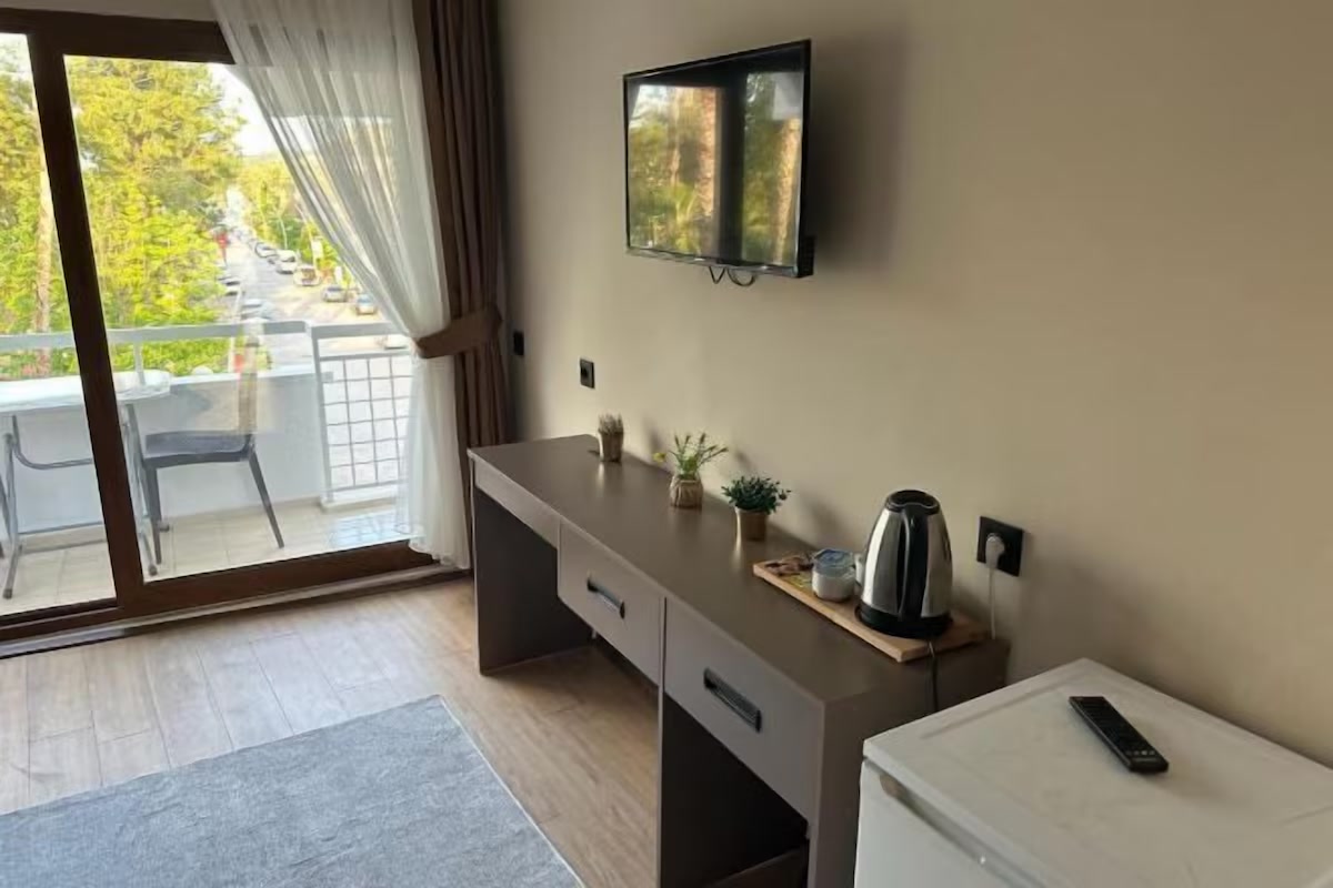 Oda TV Balkon Minibar